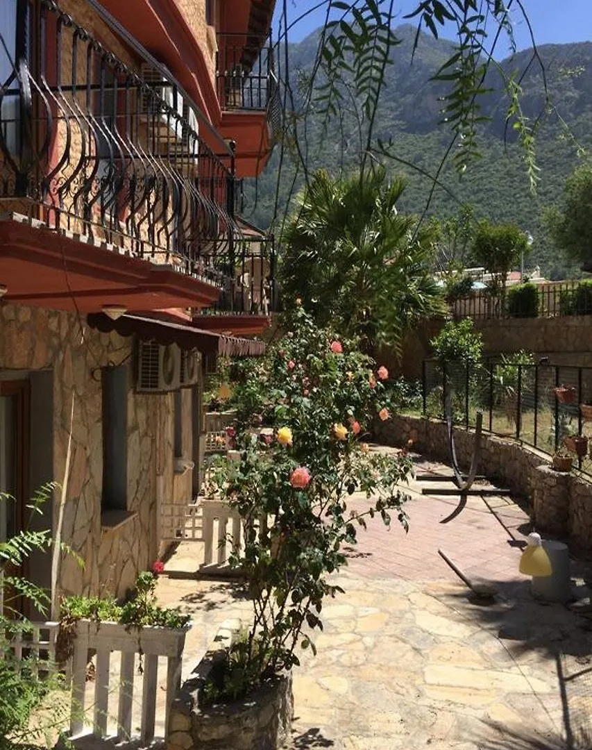 Hotel Era Singles Holiday Ölüdeniz 3*,